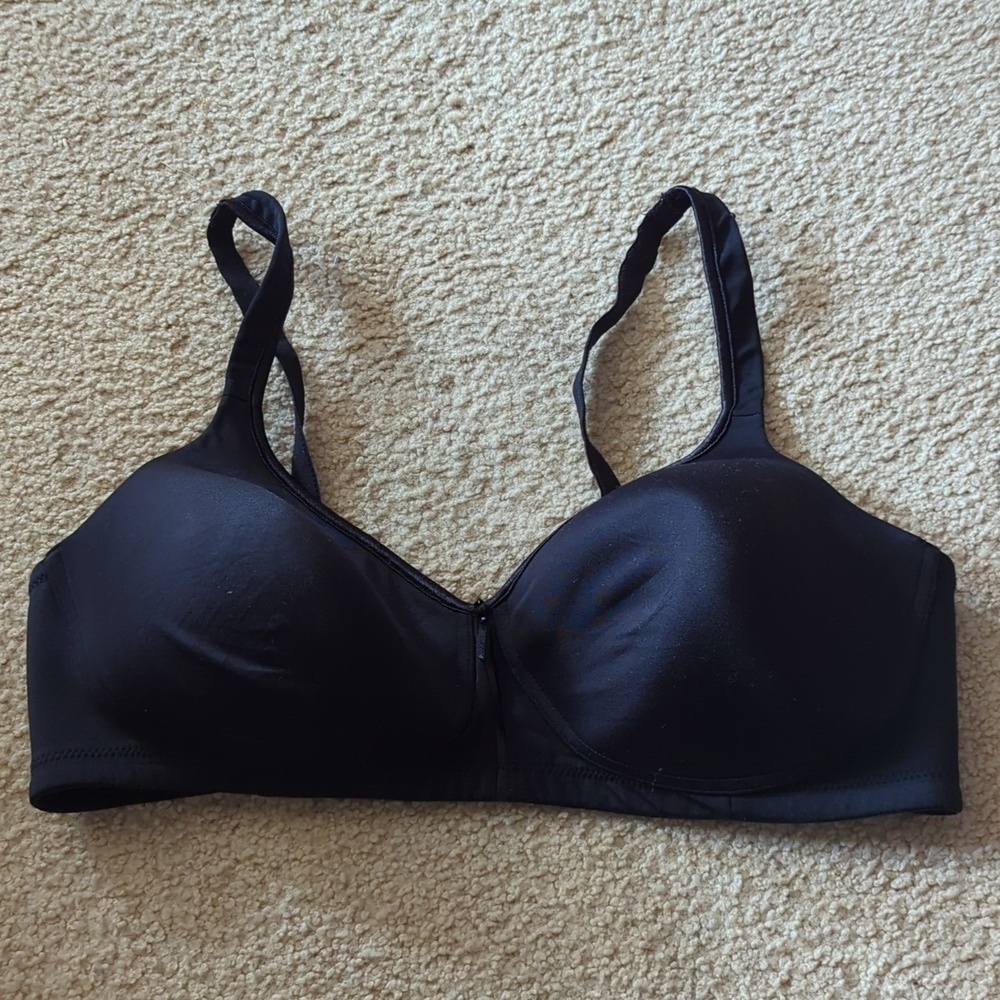Vanity Fair Black Wireless Bra Size 40D